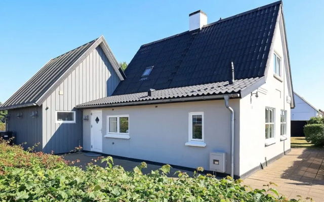 6 Person Holiday Home in Albaek-by Traum