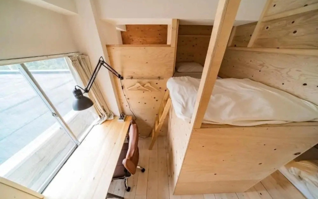 ArtBar & GuestHouse ennova - Hostel