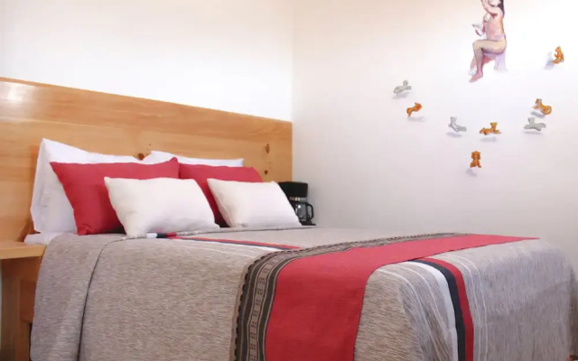 Axkan Click Hotel