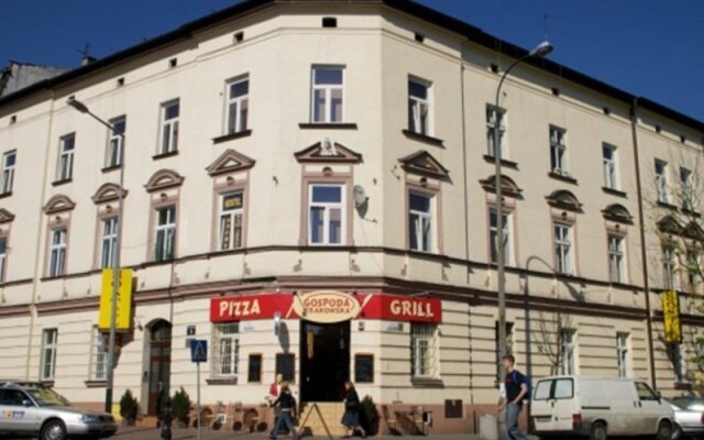 Отель Station Aparthotel Краков вид на фасад