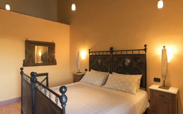 Tuscan Style Eco-Farm Molinaccio