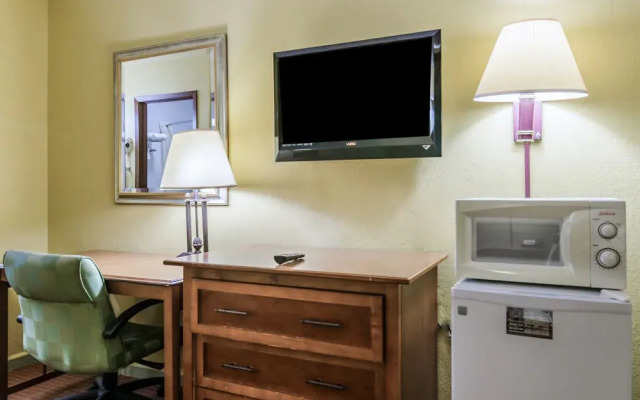 Rodeway Inn