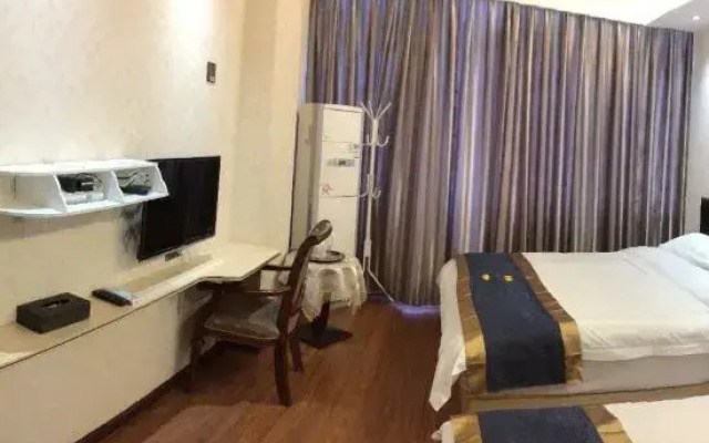 Baoxing Jiayuan Hotel