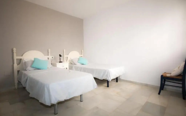 Puerto de la duquesa beach apartment