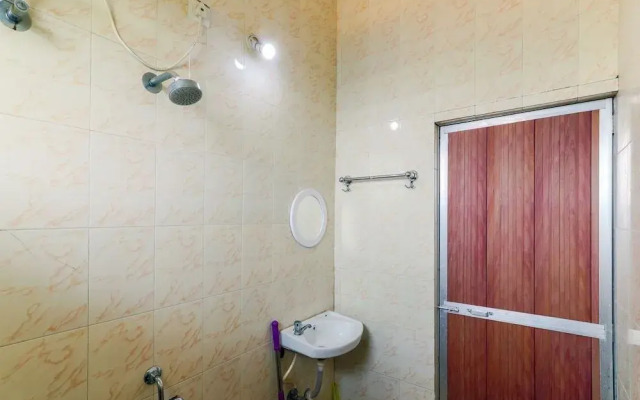 Home Green View 2BHK By OYO Rooms