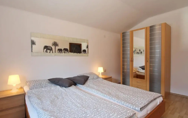 Pleasant Holiday Home in Wald Im Pinzgau with Terrace