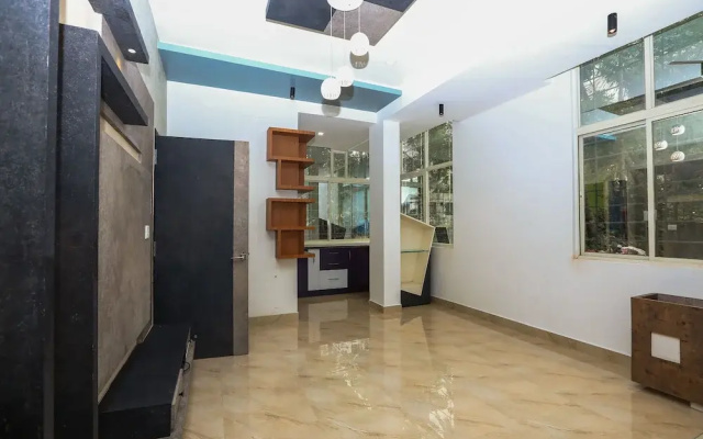 OYO 15843 SJ Residency