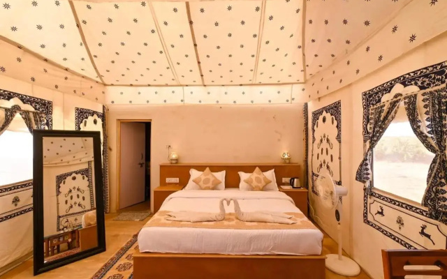 Best Desert Camp In Jaisalmer Red Velvet