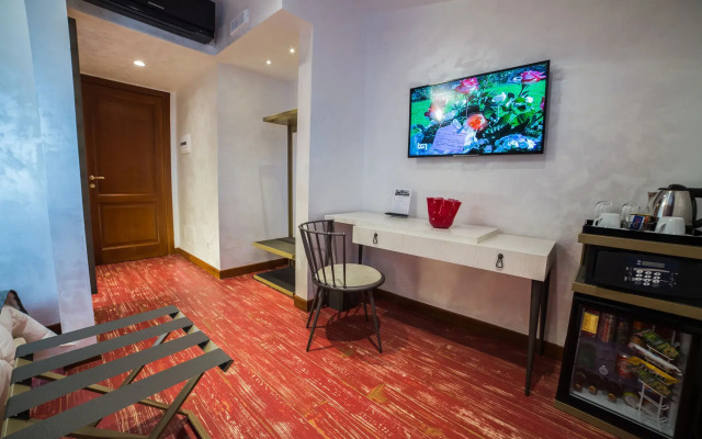 Cola di Rienzo Luxury Penthouse