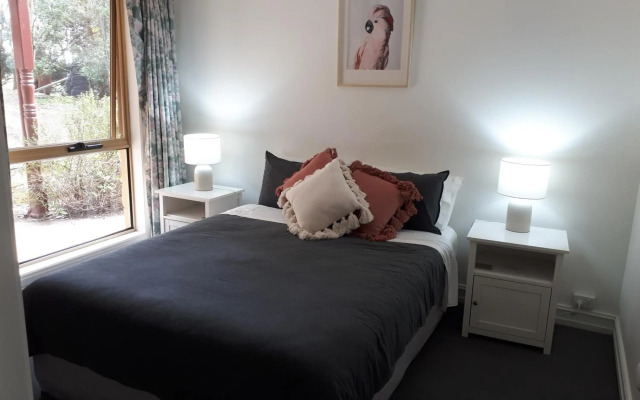 Roshnier Apartment