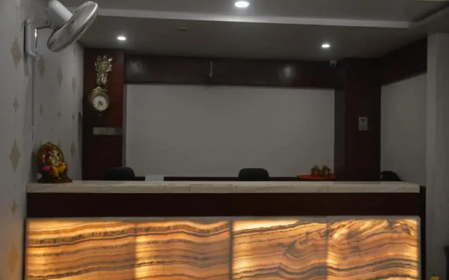 Hotel Midcity