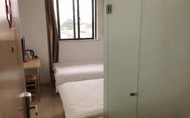 99 Chain Hotel