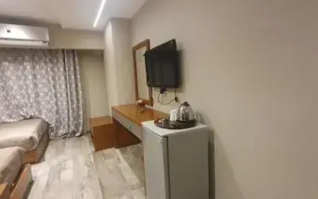 Garden City Plaza Hotel