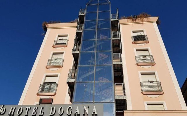 Отель Dogana Сан-Марино, Серравалле - отзывы, цены и фото номеров - забронировать отель Dogana онлайн вид на фасад
