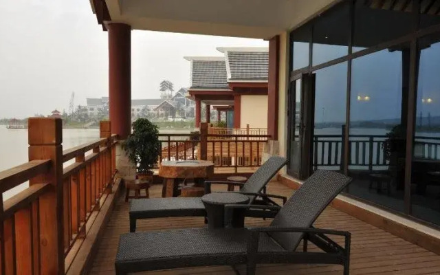 Tangbo Hot-Spring Hotel