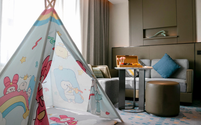Crowne Plaza Wuhan Development Zone by IHG