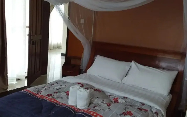 Flagship Piazza Hotel - Hostel
