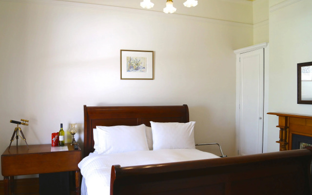 207 on High Accommodation