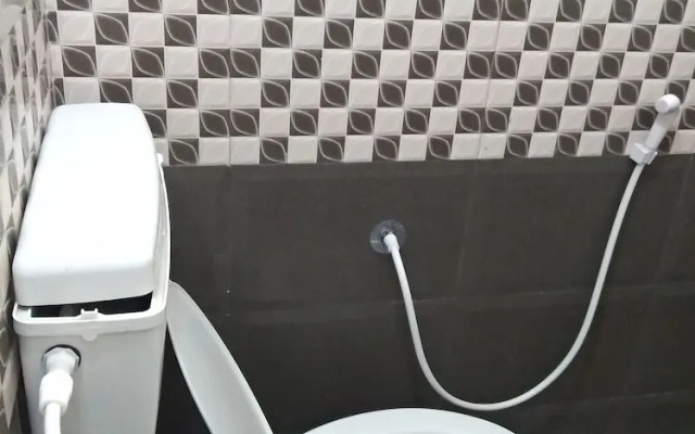 Iroomz Sri Srinivasa Residency
