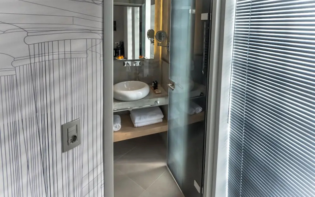 LAVRIS City Suites