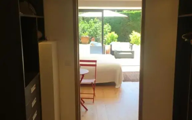 Studio 36m2, Dans Un Beau Domaine Privee Au Calme. (Adults Only)