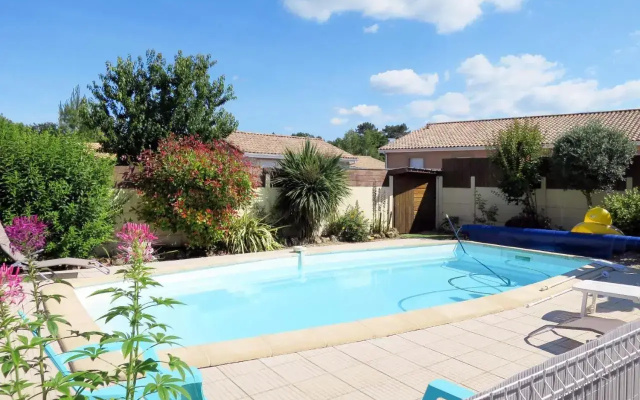 Holiday Home Tuilières - CME100