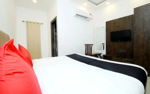 Northern Crown by OYO Rooms