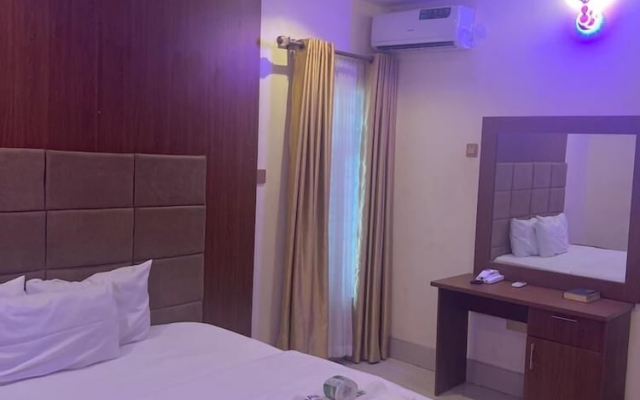 Louisiana Hotels and Suites