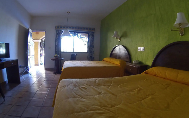 Hacienda Suites Loreto