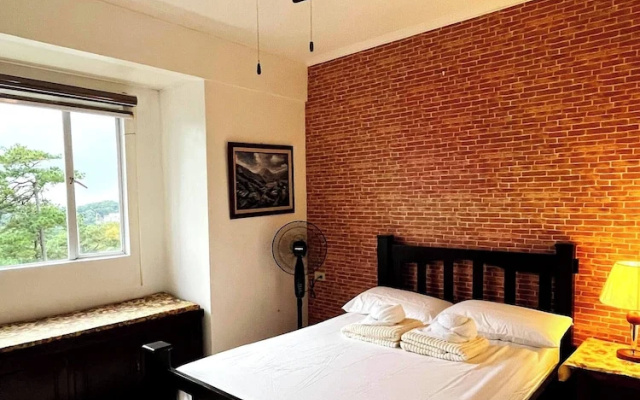Cozy 1 BR Unit Condo Near Wright Park, Wifi and Parking