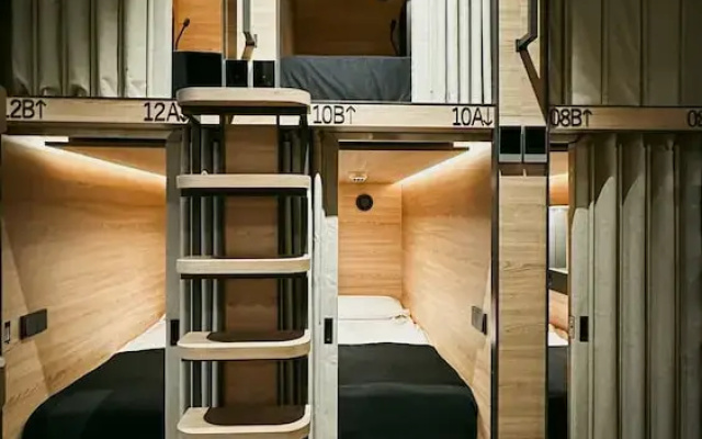 GettSleep Madrid Capsules - Terminal T4S, Departures