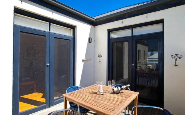 Port Boutique Accommodation