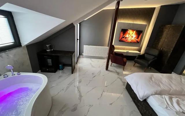 Bala Hotel