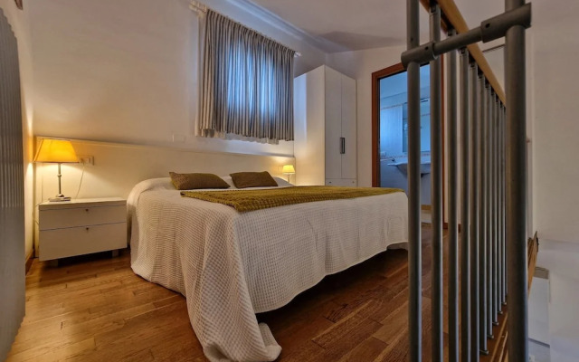Nice Apartment With Swimming Pool