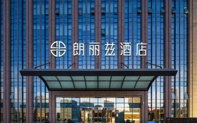 PALACE Hotel（Qingdao Golden Beach Resort Dongfeng Building）