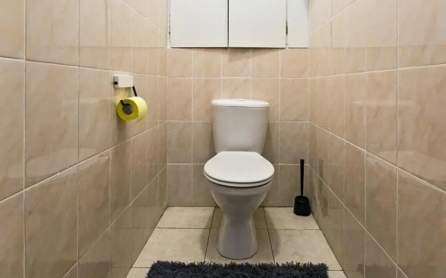 Cheap and Cozy Vernadskogo