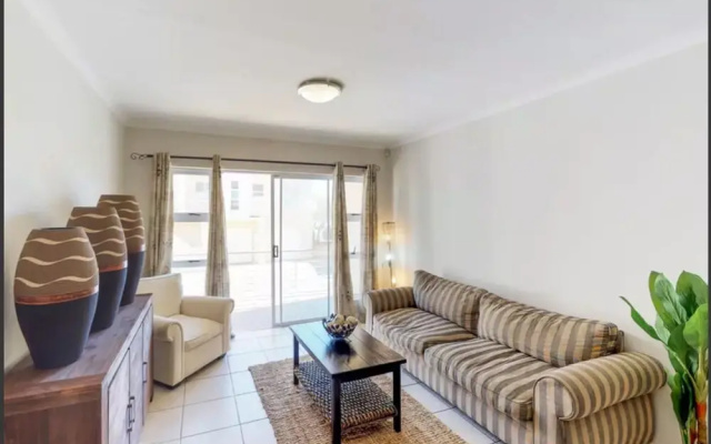 Knowles Big Bay Condo