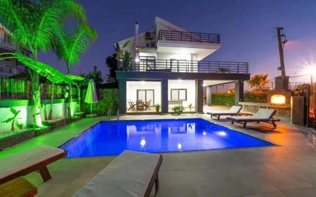 Villa London