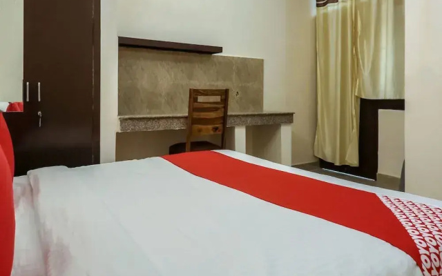 OYO Flagship 17382 AV Residency