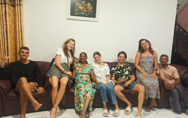Maneesha Guest House
