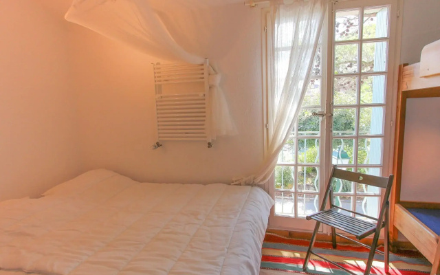 Pleasant Holiday Home in Port Grimaud With Garden