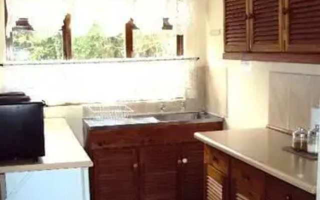 The Tweni Waterfront Guest Lodge