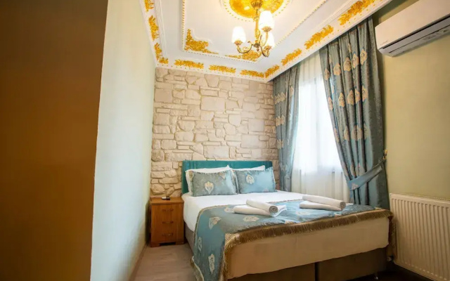 Sayina Hotel