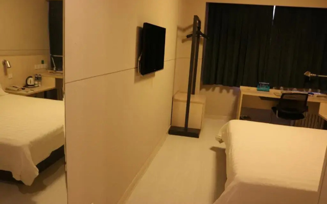 Jinjiang Inn Beijing Tongzhou Beiyuan Subway Station Branch
