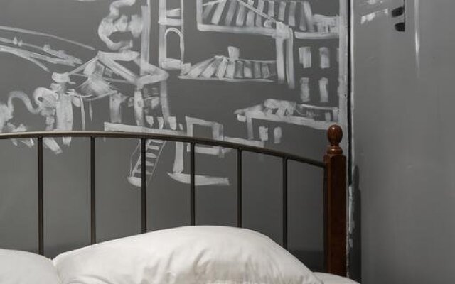 Re:forma Art Hostel комната для гостей