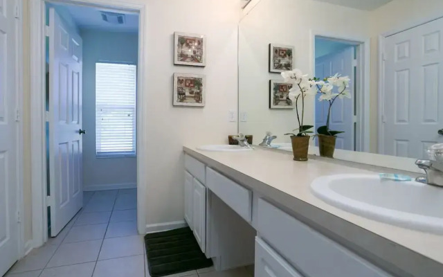 Villa 2682 Manesty Windsor Hills