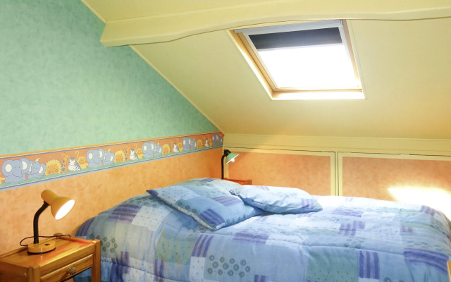 Holiday Home Le Petit Clos (RGV300)