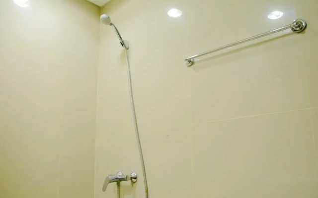 Best Location Studio Room Atria Residence Apartment Gading Serpong By Travelio