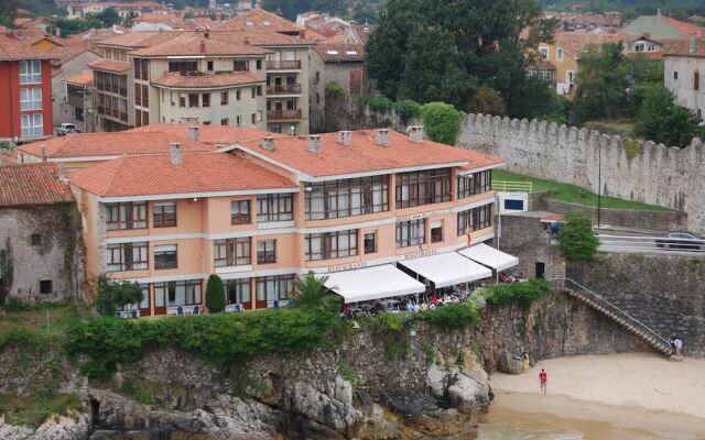 Отель Apartamentos Venuntiempo вид на фасад