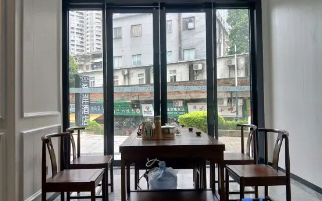 Xana Hotelle (Guangzhou Jiangnan Xichanggang Subway Station Branch)